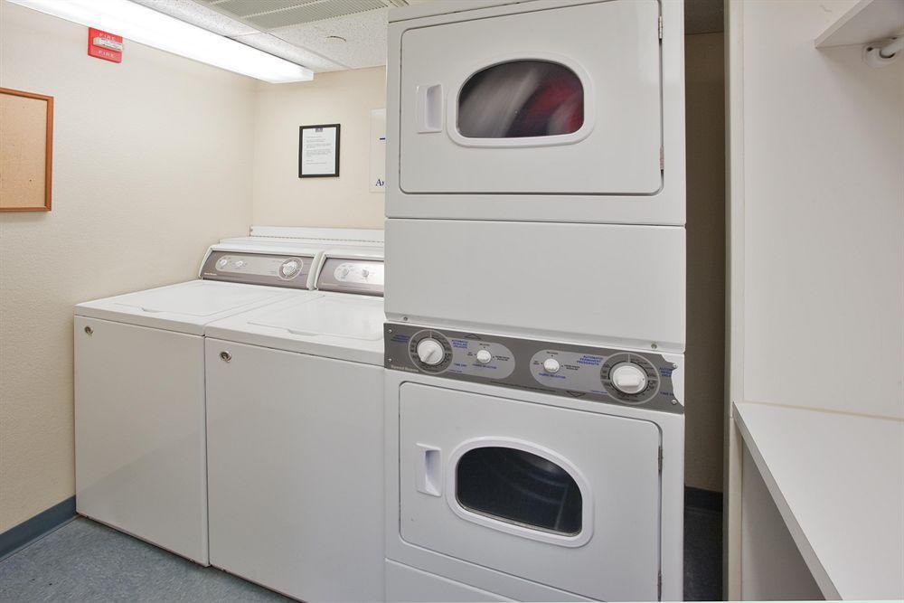 Candlewood Suites Newport News-Yorktown By Ihg Buitenkant foto