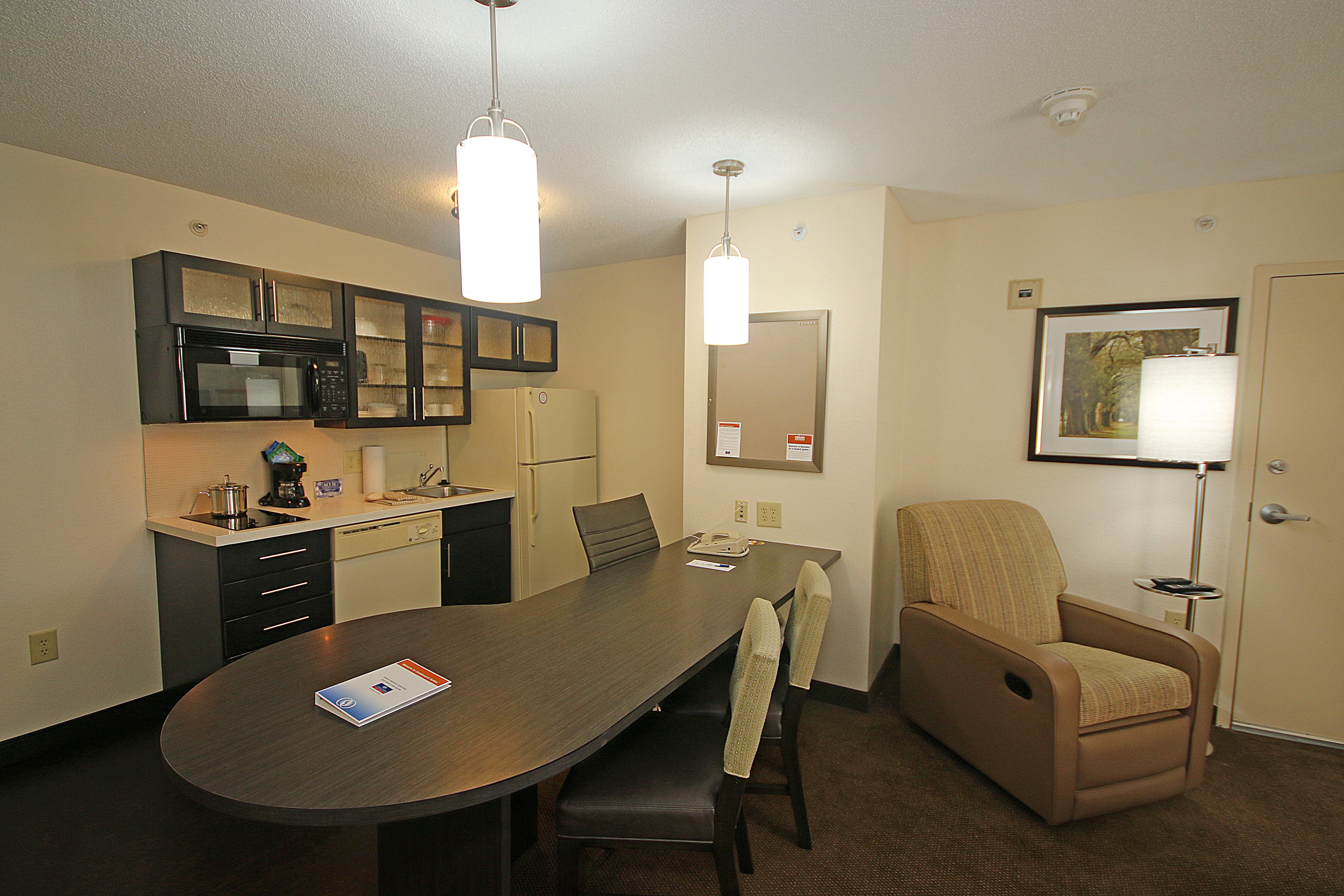 Candlewood Suites Newport News-Yorktown By Ihg Buitenkant foto